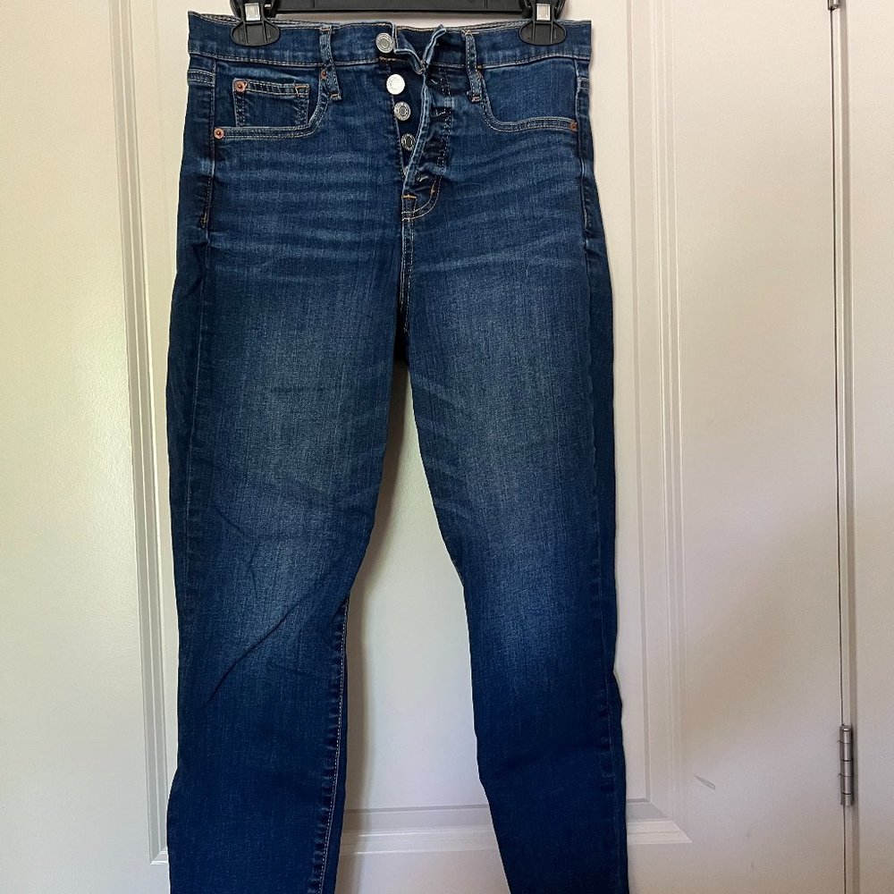 GAP 1969 Button-fly High Rise True Skinny Jeans, size 29R